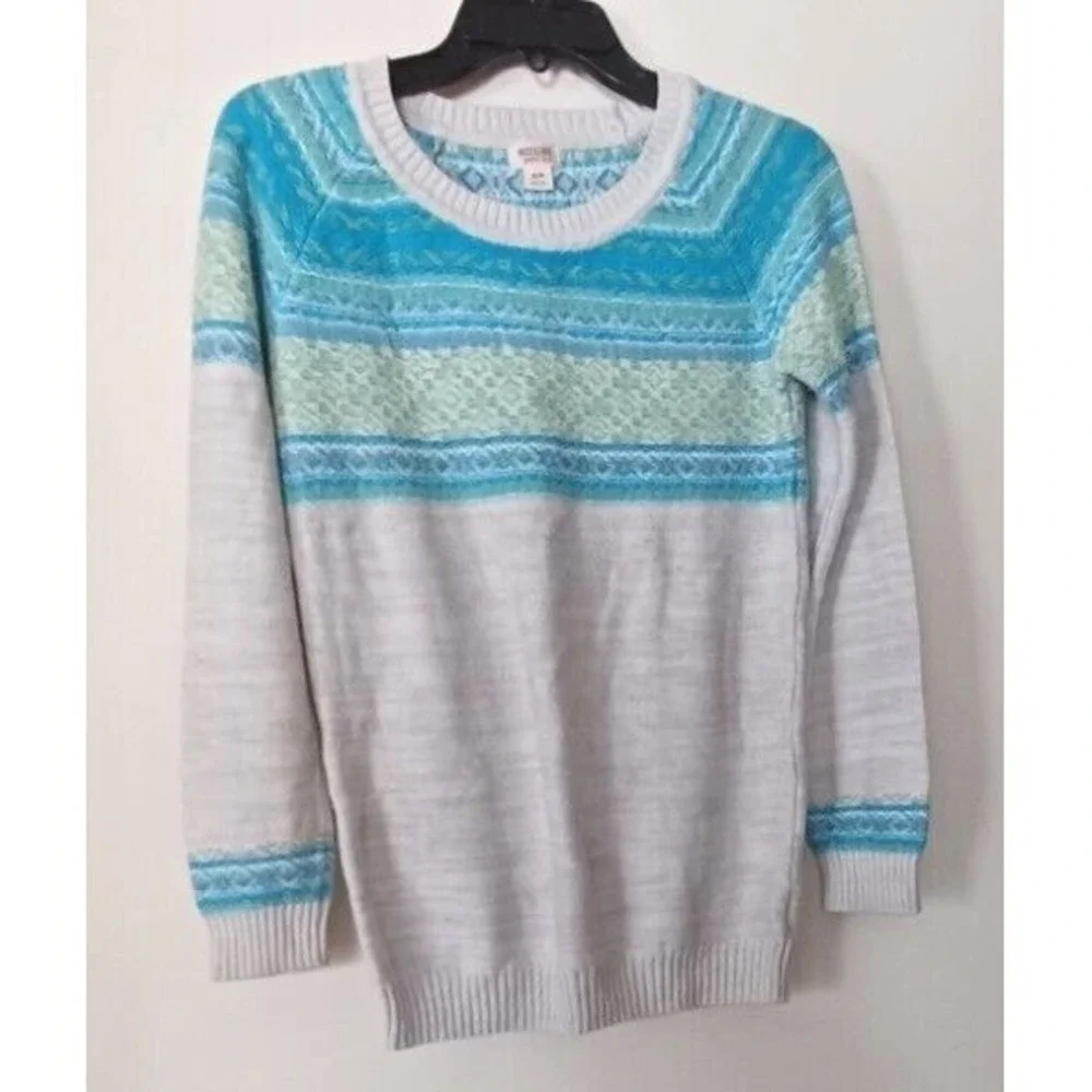 Mossimo‎ Supply Co. Women Sweater Medium Fair Isle Pullover Knit Nordic Timeless